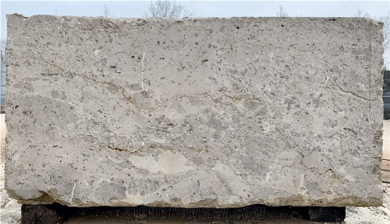 Fiore Di Aurisina Blocks From Own Quarry