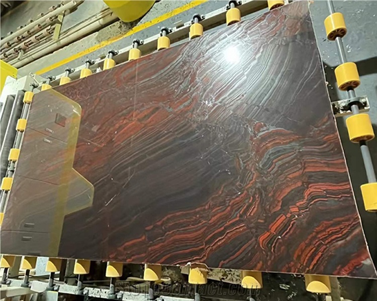 Iron Red Granite Slabs