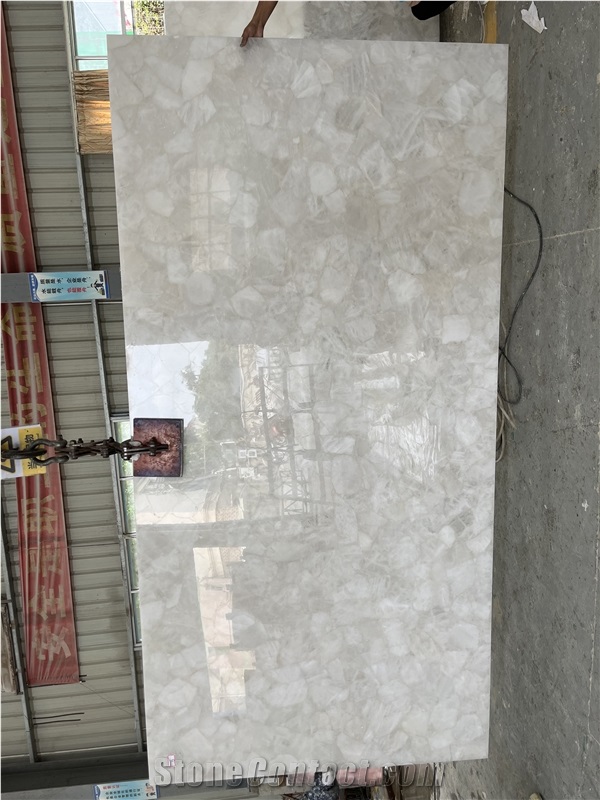 Lager Size Polished White Crystal Clear Quartz Semiprecious Stone Slabs