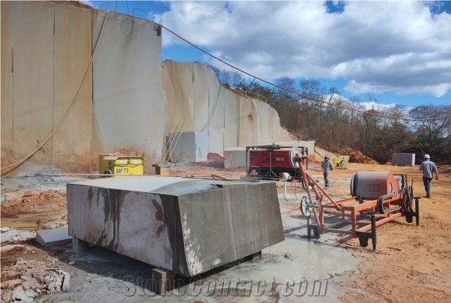 Nettuno Quartzite Blocks