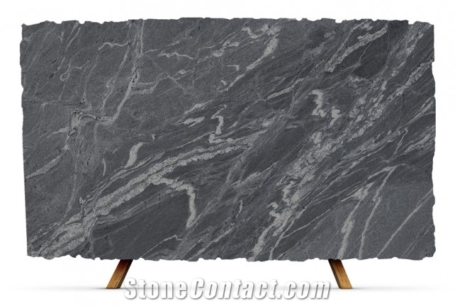 Beauty Dark Granite Quarry