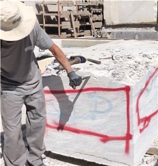 Bianco Regina Granite - Branco Caravelas Granite Quarry