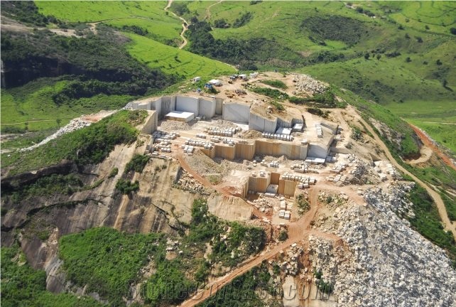 Giallo Ornamental Granite Quarry