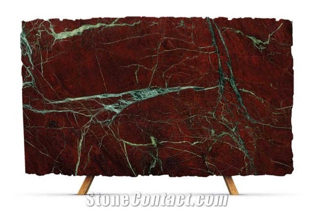 Moulin Rouge Quartzite Quarry