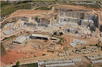 Panafragola Granite - Panna Fragola Granite Quarry