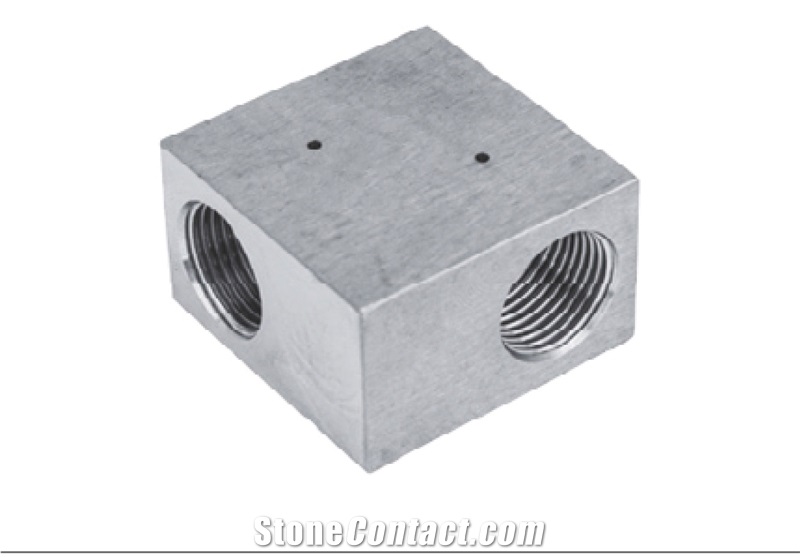 HIGH-PRESSURE TWO-WAY BODY