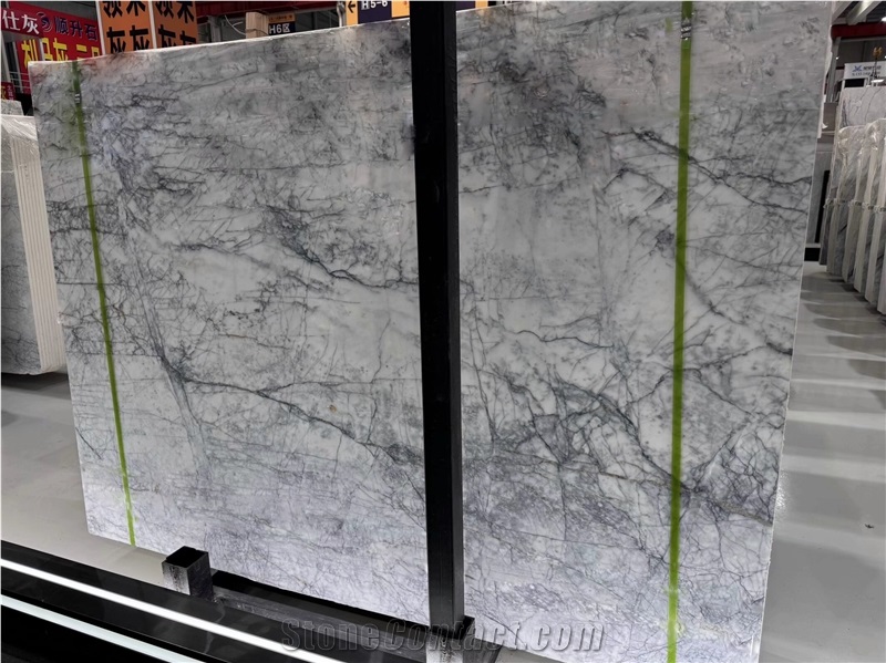 Alaska White Polished Marble Slabs