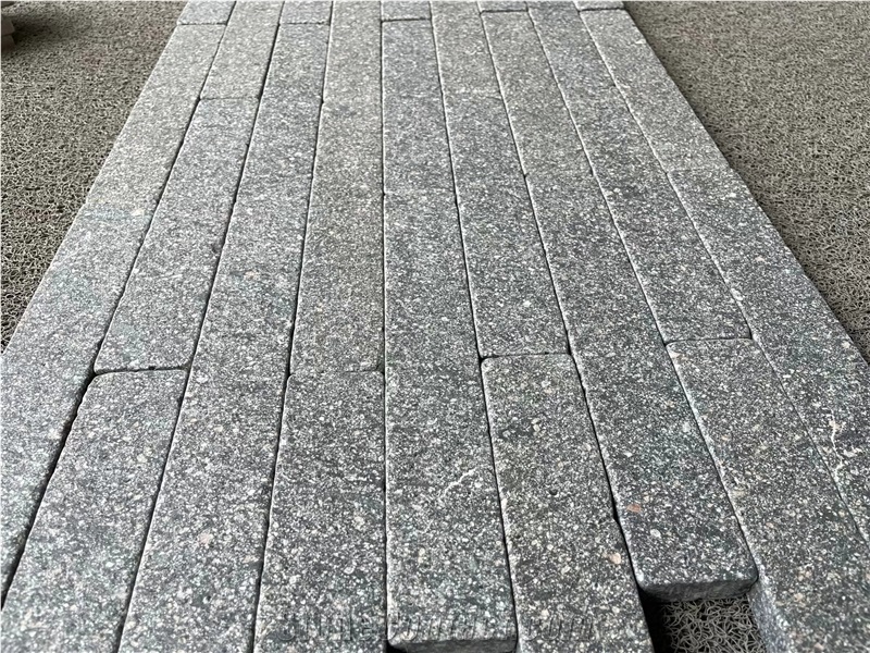 Green Grey Porphyry Paving Stone Pattern