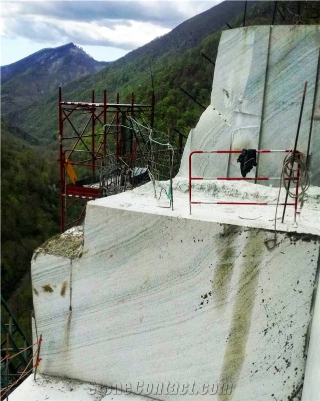 Vert D’Estours- Vert De Estours Marble Quarry