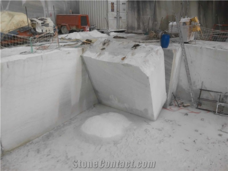 Vert D’Estours- Vert De Estours Marble Quarry
