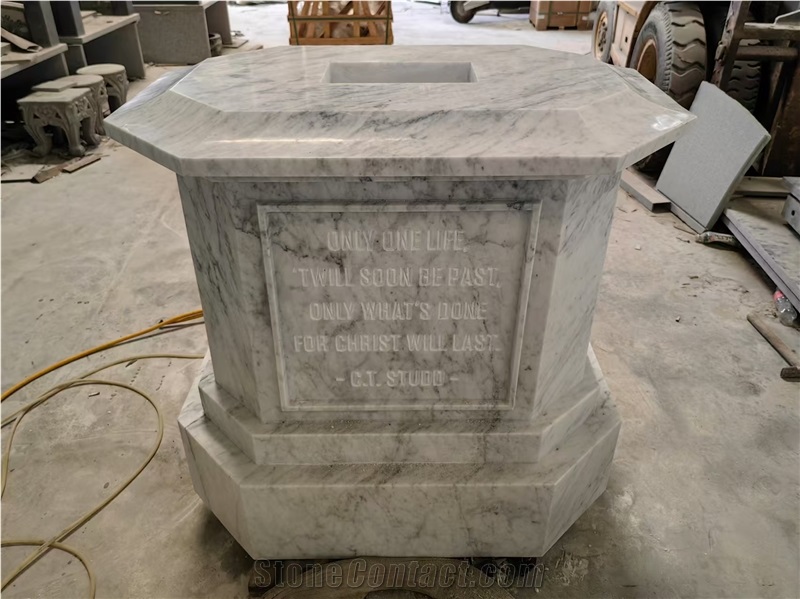 White Mabrle Cross Monument Bianco Carrara