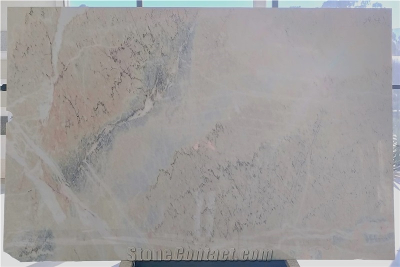Vigaria Cream Marble Slabs Tiles