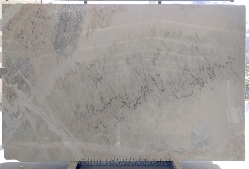 Vigaria Cream Marble Slabs Tiles