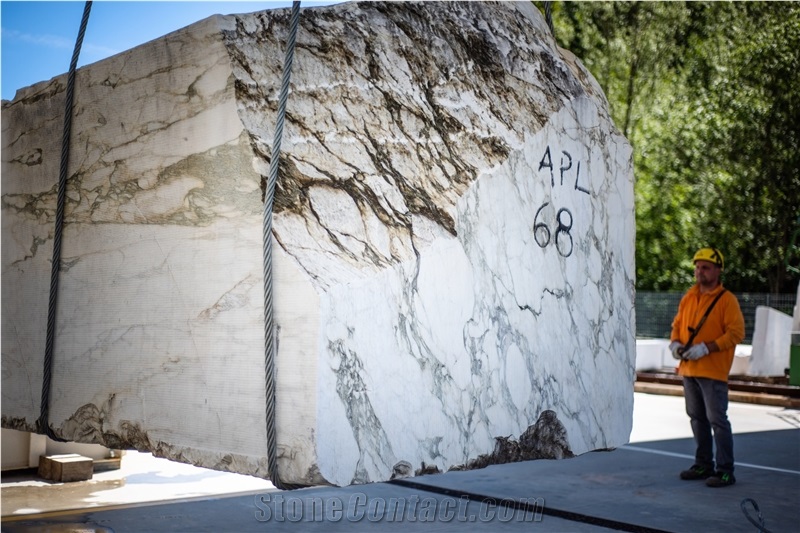 Calacatta Vagli Marble Quarry