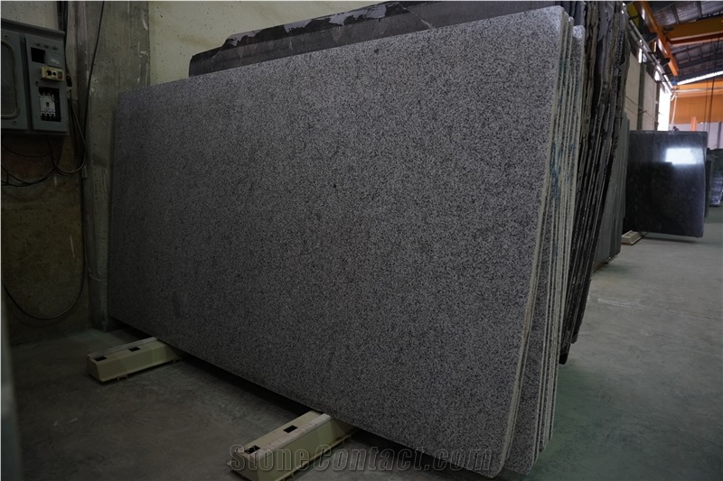 White Natanz Granite Tiles
