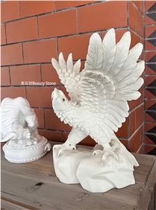 Small Desktop Sculpture Animal Ornament Eagle And Cow