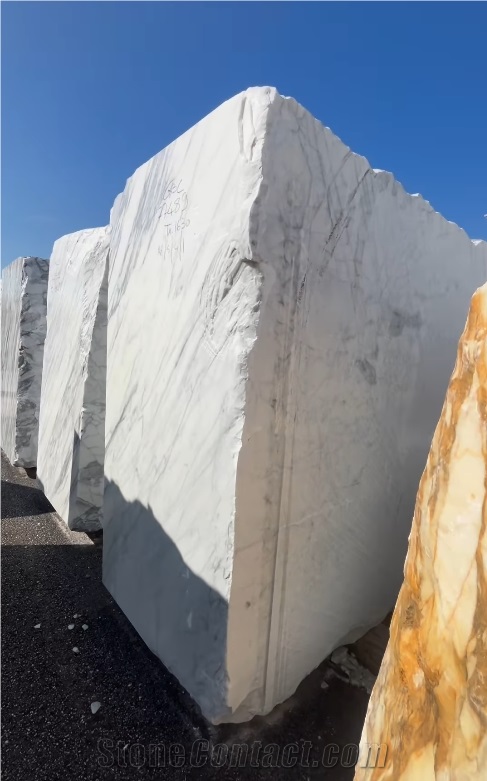 Arabescato Corchia Marble Blocks