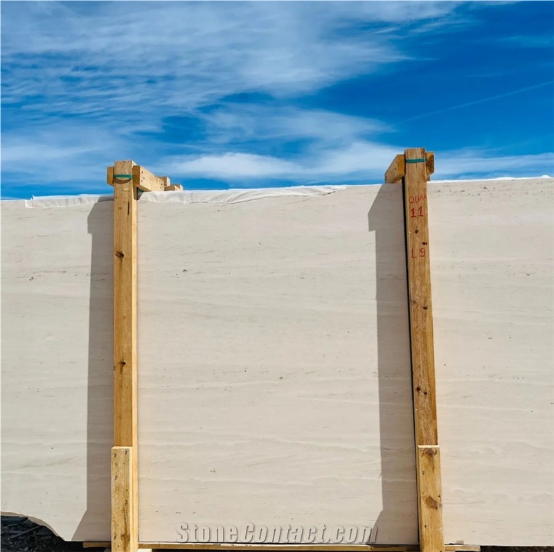 Moca Cream Medium Limestone Quarry