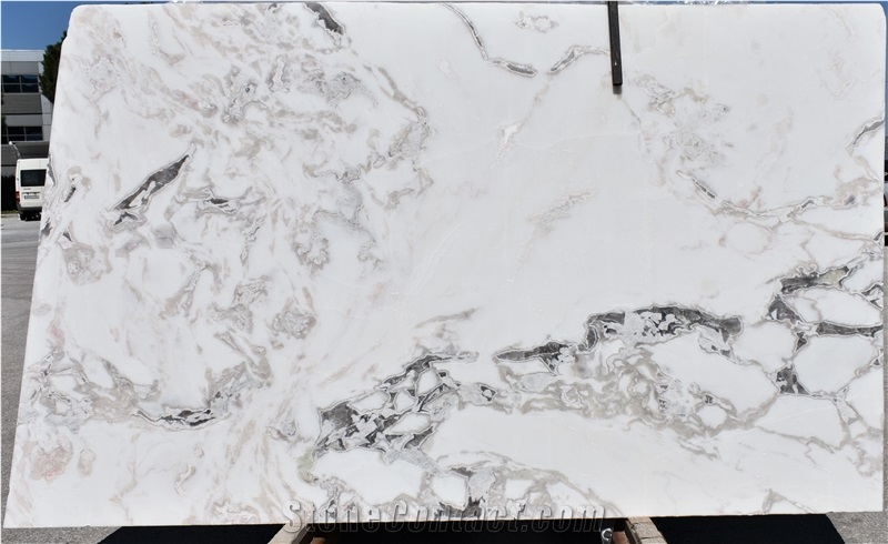 Karibib Fantasy Slabs & Tiles