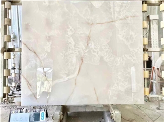 Natural White  Onyx Slabs
