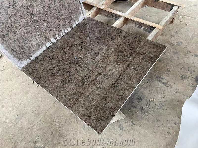 Good Quality Labrador Antique Polished Granite Slabs