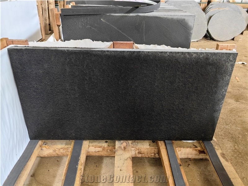 Black Basalt Tiles Flamed Finished Stone