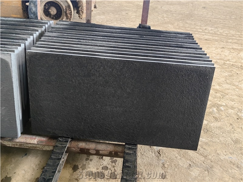 Black Basalt Tiles Flamed Finished Stone