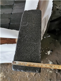 Black Basalt Tumbled Cobbles Garden Walkway Pavers