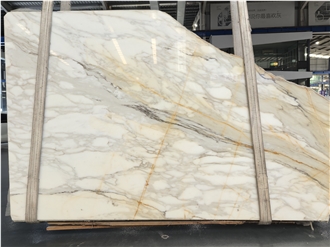 Fish Belly Gold / Calacatta Gold Marble Slabs