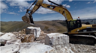 Calcium Carbonate And Beige Travertine Quarry