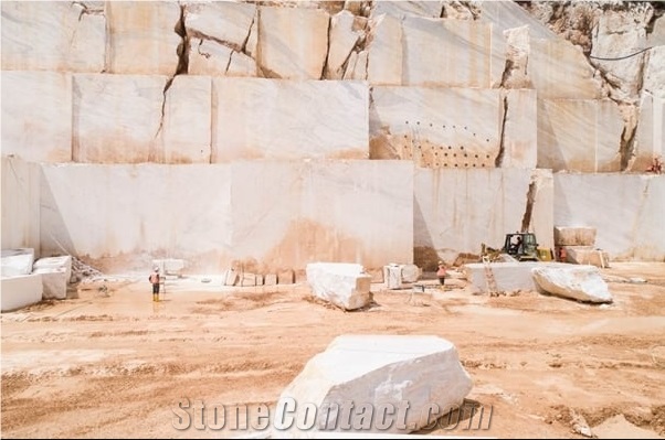 Cloudy Sky Marble Quarry