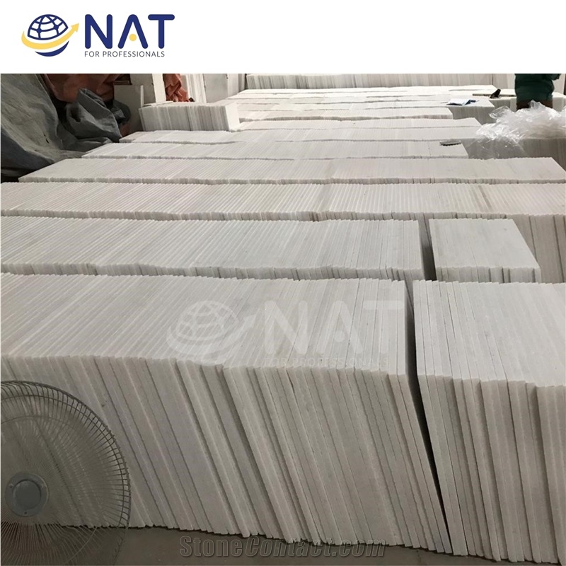 Crystal White Marble Polished Floor Tiles Top Quality