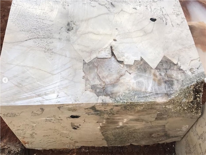 Alpinus Super Crystal Granite Blocks