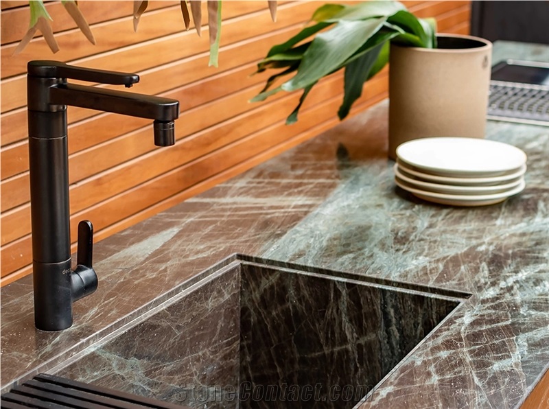 Madeirus Quartzite Slabs