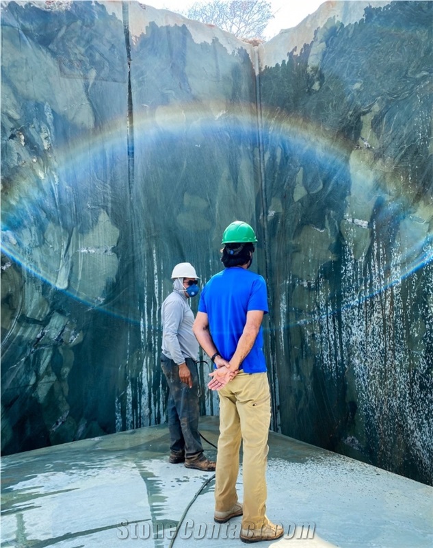 Avocatus Quartzite Quarry