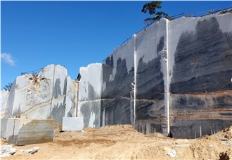 Platinus Quartzite Quarry
