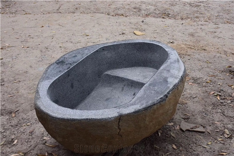 SPA  Tub Custom Design Hainan Grey Basalt River Stone Bathtubs For Resorts