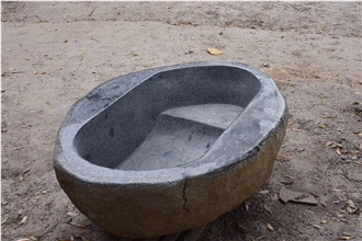 SPA  Tub Custom Design Hainan Grey Basalt River Stone Bathtubs For Resorts