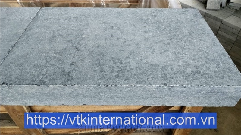 Bluestone Pool Coping