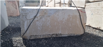 Cream Neyriz Marble Blocks
