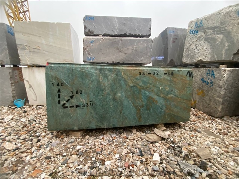 Olas Mar Turquesa Granite Raw Granite Block
