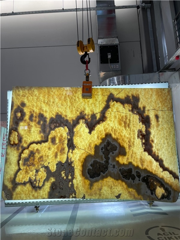 Honey Onyx Cross Cut Slabs