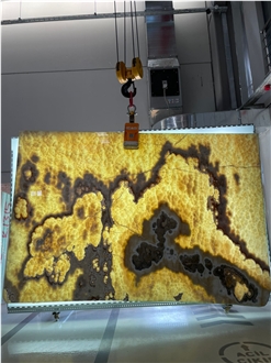 Honey Onyx Cross Cut Slabs