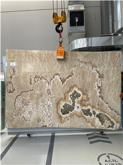 Honey Onyx Cross Cut Slabs
