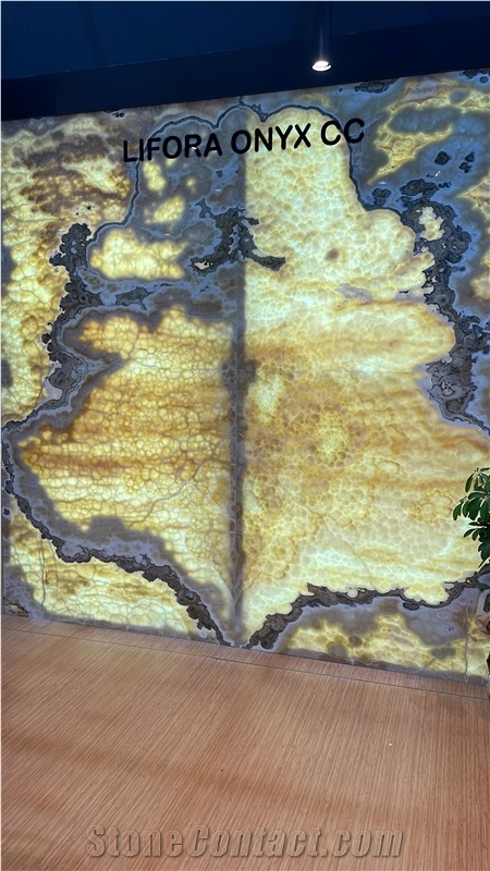 Honey Onyx Cross Cut Slabs