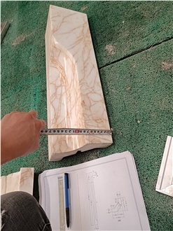Spider Gold Marble Door Frame With Elegant Gold Veining