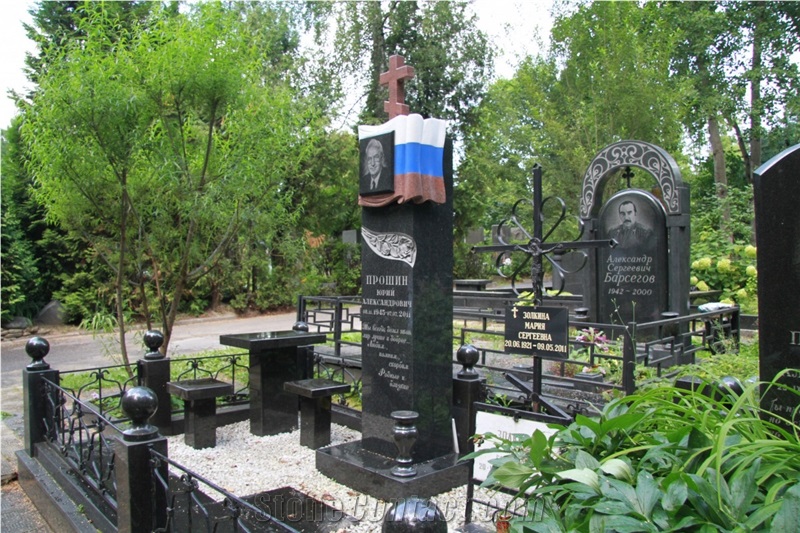 Absolute Black Granite Memorial Complex With Flag
