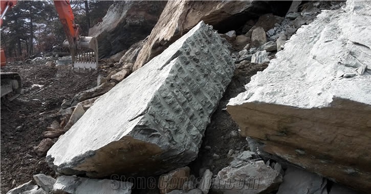 Pietra Verde Lavenche Quarry