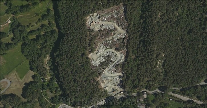 Pietra Verde Lavenche Quarry