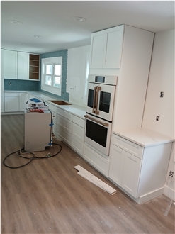 Alba Quartz Kitchen Countertop Installation